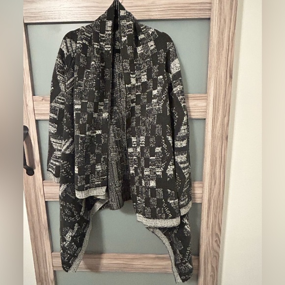 Rip Curl Empire Cardigan Sweater - Picture 1 of 5